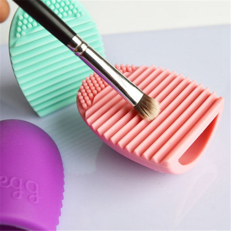 Brushegg Makeup Brush Cleaning Tool Review